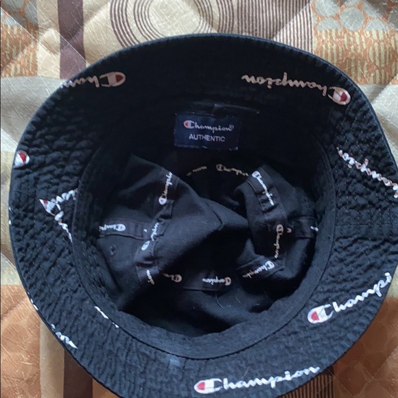 Champion Bucket Hat. - Picture 2 of 2